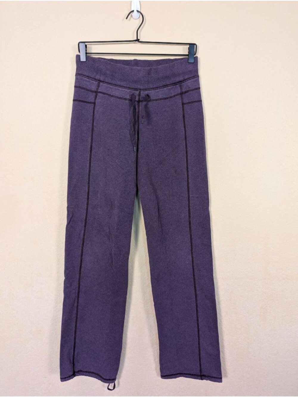 Lululemon Jogger Wide leg Pant womans sz M Plum purple